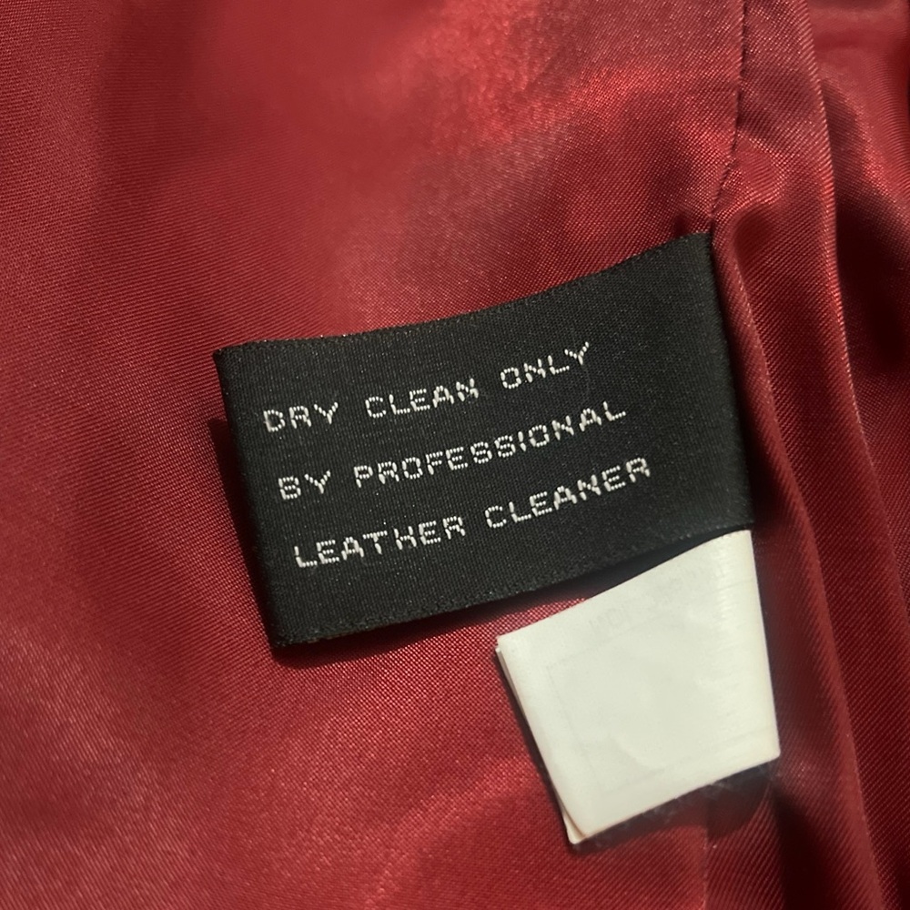 Avanti Vibrant Red Leather Jacket - Picture 9 of 11